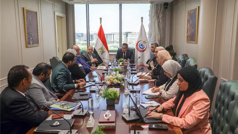 وزير الصحة يبحث مع مجموعة BDR الهندية إنشاء مصنع لأدوية الأورام في مصر