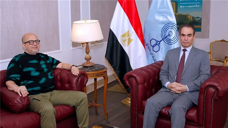 عمر طاهر يقدم برنامجًا على شاشة التلفزيون المصري قريبًا