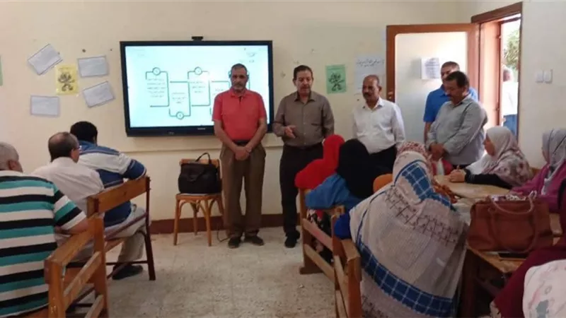 تعليم بني سويف: تدريب ما يزيد عن 4400 معلما وموجه لغة عربية على المنهج الجديد