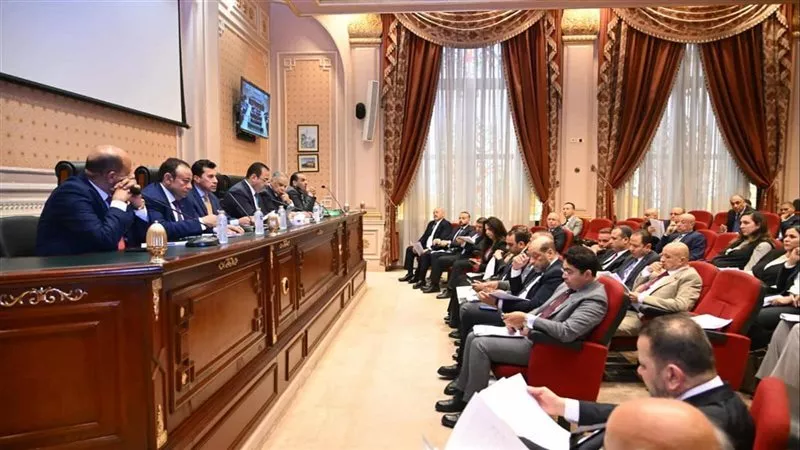 خبير لوائح: سيتم ضبط التعاقدات المستقبلية للهيئات الرياضية وفق القانون الجديد