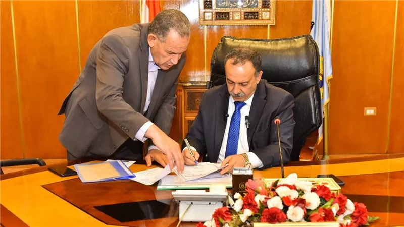محافظ أسيوط يعتمد نتيجة الدور الثاني للشهادة الإعدادية بنسبة نجاح 71.43 %