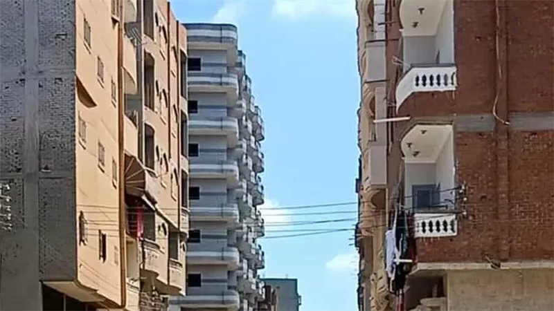 أهالي شرق المدينة بدمياط يستغيثون من قرارات أراضي الدولة وارتفاع الإيجارات