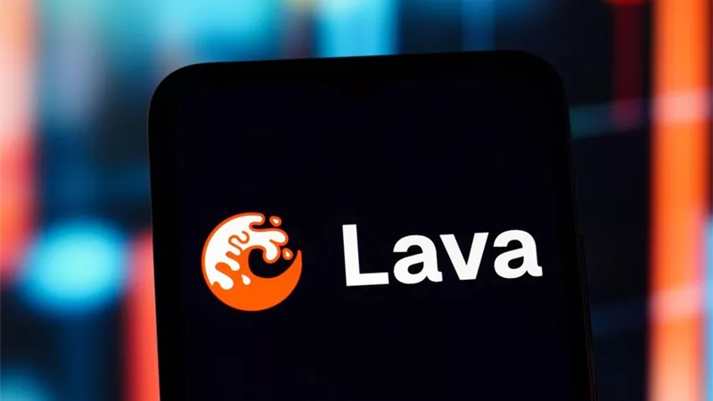 Lava الهندية تكشف عن هاتف Play Ultra..   تصميم أنيق ومقاومة للماء والغبار