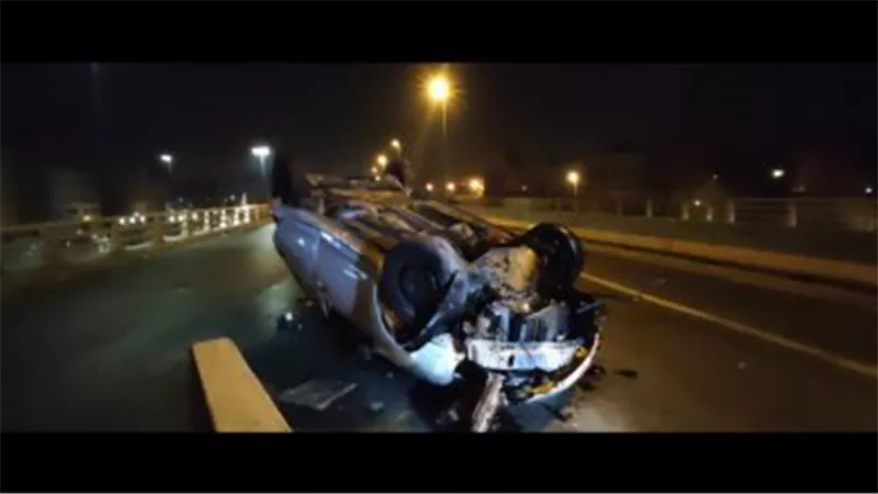 مصرع شاب وإصابة 4 آخرين في انقلاب سيارة علي طريق مينا القمح بالشرقية