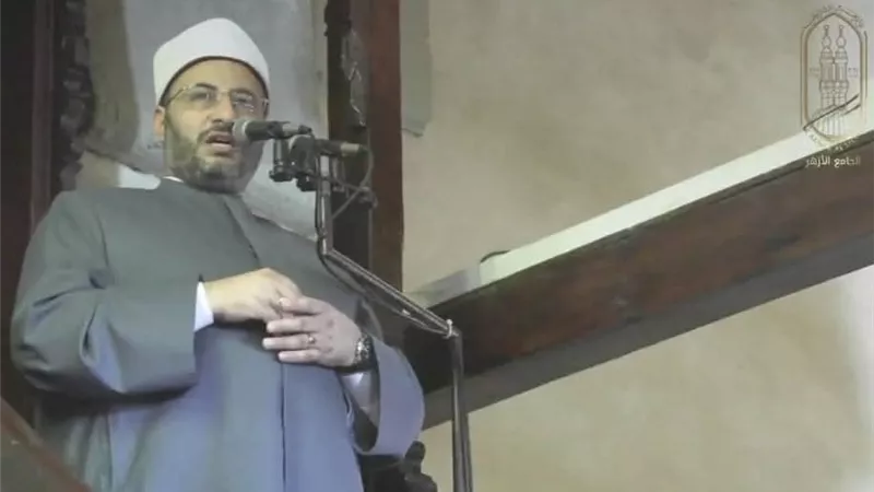 احذروا العدو الماكر.. خطيب الجامع الأزهر: ليست حرب سلاح بل ذاكرة وهوية