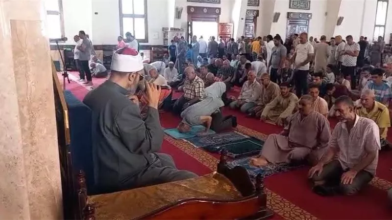 وسط إقبال كبير.. أنوار التلاوة تعم مساجد بورسعيد بمقارئ الجمهور