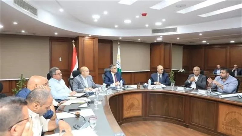 الجيزة: انتظام حملات إزالة التعديات على أراضي الدولة ضمن الموجة الـ 27