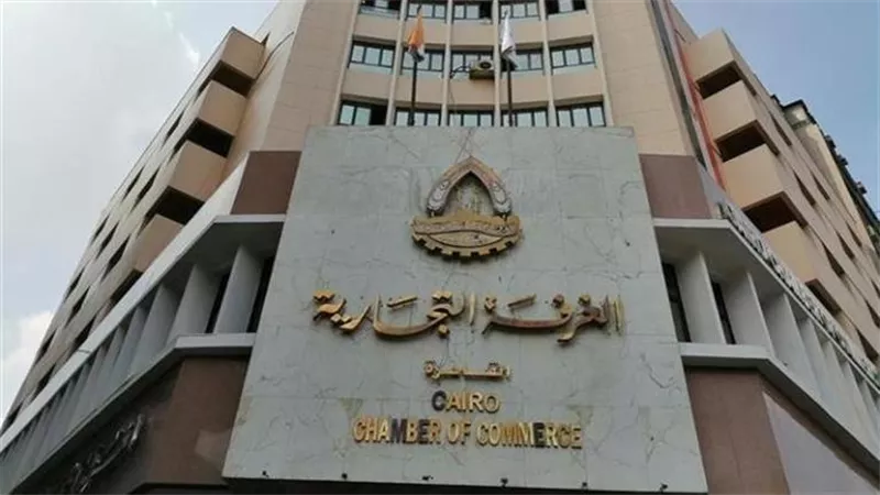 شعبة المستوردين: تراجع الدولار بنسبة 5% يجب أن ينعكس على أسعار السلع
