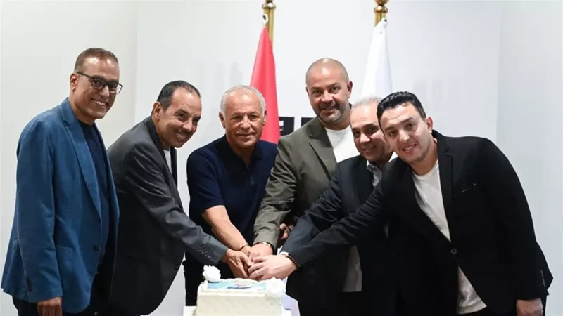 بوجود أبوريدة.. اتحاد الكرة يحتفل بفوز أحمد دياب في مجلس الشيوخ