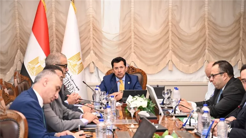 بعد تصديق الرئيس على قانون الرياضة.. أشرف صبحي يبدأ تطبيق التعديلات الجديدة