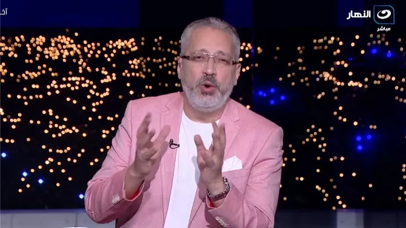 تامر أمين: نطالب بصرف حقوق العمال لضمان حياة كريمة