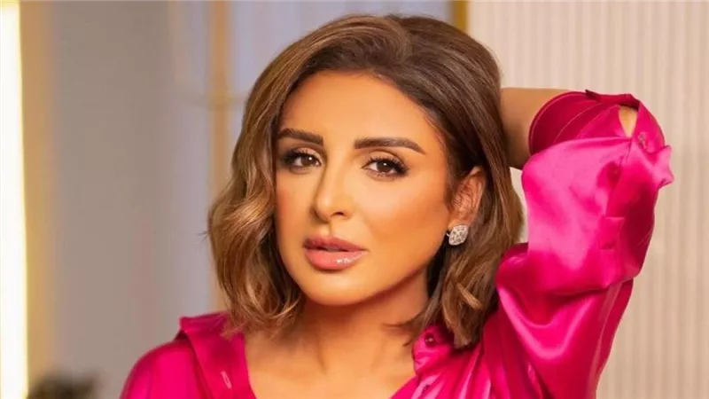 تامر أمين يحتفي بعودة أنغام بعد رحلة علاج ناجحة: «مليون سلامة عليها»|فيديو 