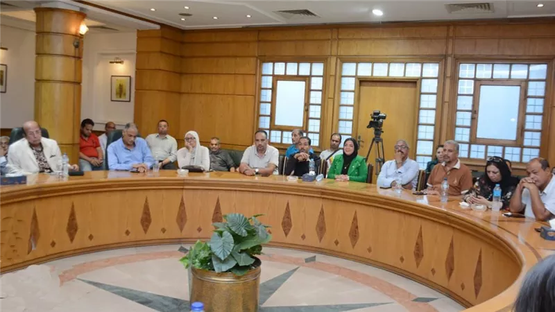 في صالون “حواء”:المرأة المصرية سند لقرارات القيادة السياسية الداعمة لفلسطين 