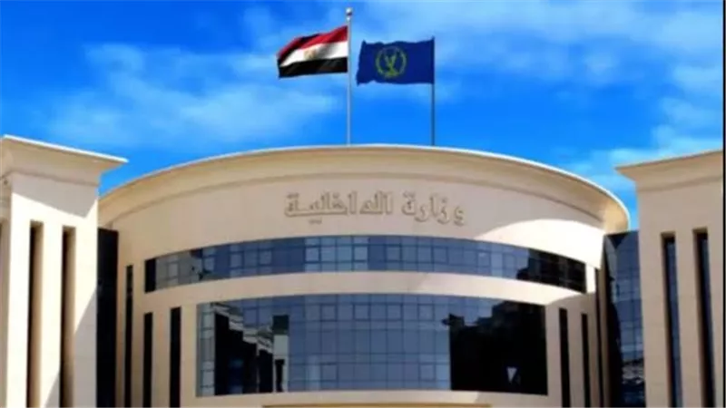 الأمن يكشف حقيقة وفاة شقيق مروج الادعاءات بمركز شرطة منيا القمح