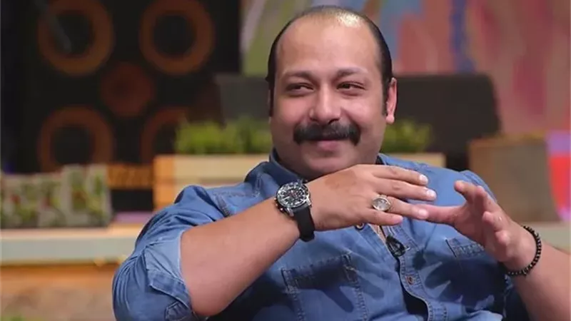 محمد ثروت: 