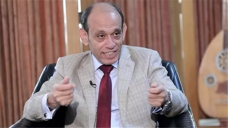 رئيس الإذاعة يكشف حقيقة انضمام حسام عقل للجنة الدراما | خاص