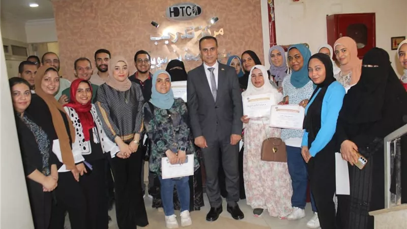 تكريم 30 من مقدمي خدمات المشورة الأسرية بمحافظة بنى سويف