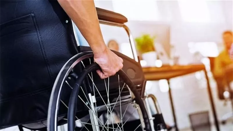 ما حكم إعطاء الزكاة والصدقات لذوي الهمم؟.. الإفتاء تجيب