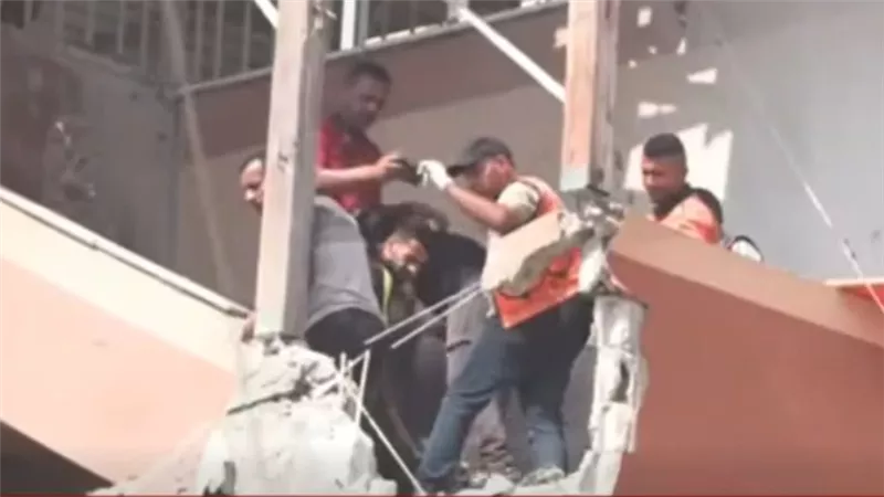 جيش الاحتلال: حماس استخدمت مجمع ناصر الطبي لأغراض التجسس !