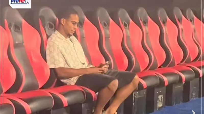 سيف الجزيري يؤازر الزمالك ضد فاركو من ملعب السلام رغم استبعاده