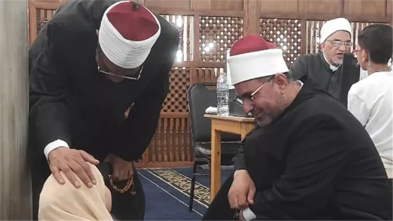 «فليتنافس المتنافسون».. اختبارات مسابقة حفظ القرآن الكريم بالجامع الأزهر