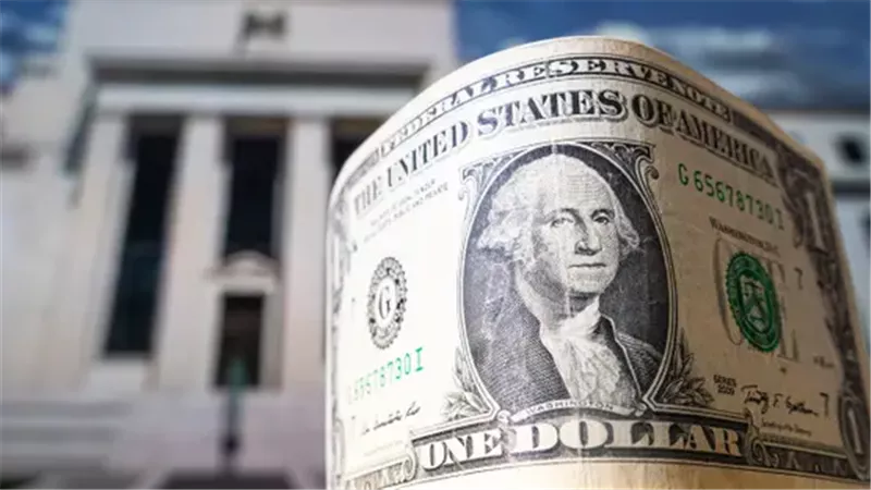 ارتفاع صافي الأصول الأجنبية بالجهاز المصرفي المصري إلى 20.7 مليار دولار 