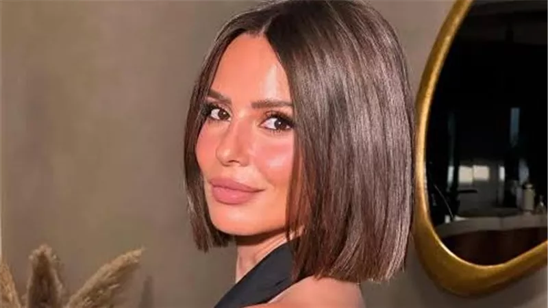 شكلنا هنرجع نلبس كمامات.. إيمان العاصي تثير الجدل بانتشار فيروس جديد