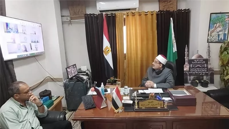رئيس الجيزة الأزهرية يبحث آليات قبول المتقدمين لرياض الأطفال والأول الابتدائي