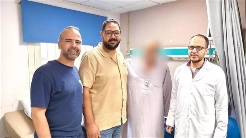 أطباء مستفى  قها بالقليوبية ينجحون في إنقاذ مسن من عضة ثعبان قاتلة