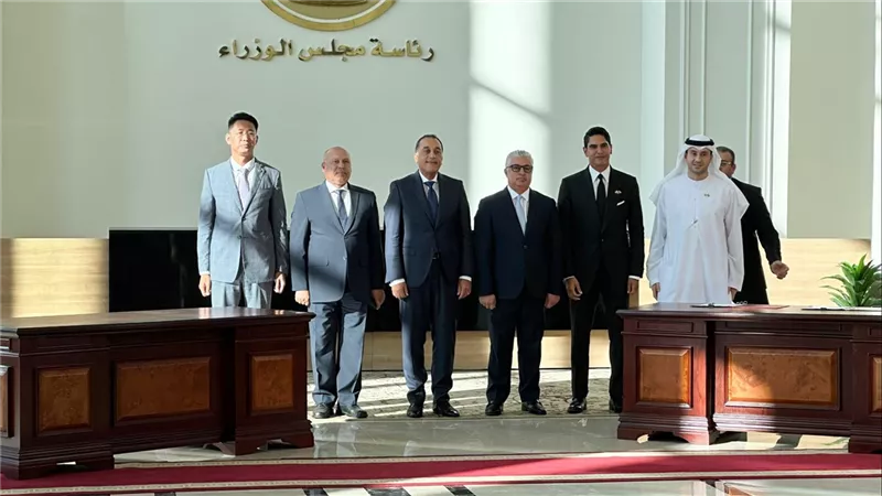 إطلاق مشروع ضخم لتصنيع الألواح الشمسية بالسويس بدعم الدولة وشراكات عالمية