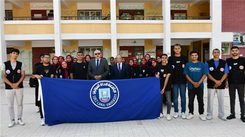 طلاب جامعة قناة السويس يشاركون في جولة الإعادة لانتخابات مجلس الشيوخ 2025