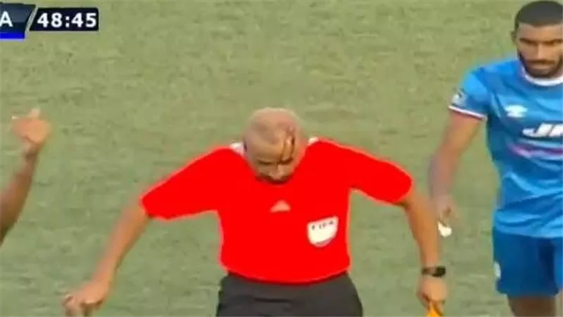 دماء في الدوري التونسي.. «طوبة» تنهي مباراة البنزرتي والإفريقي 