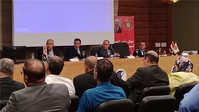 مبادرة سلامتك تهمنا لنشر ثقافة السلامة والصحة المهنية بالقابضة لمصر الطيران