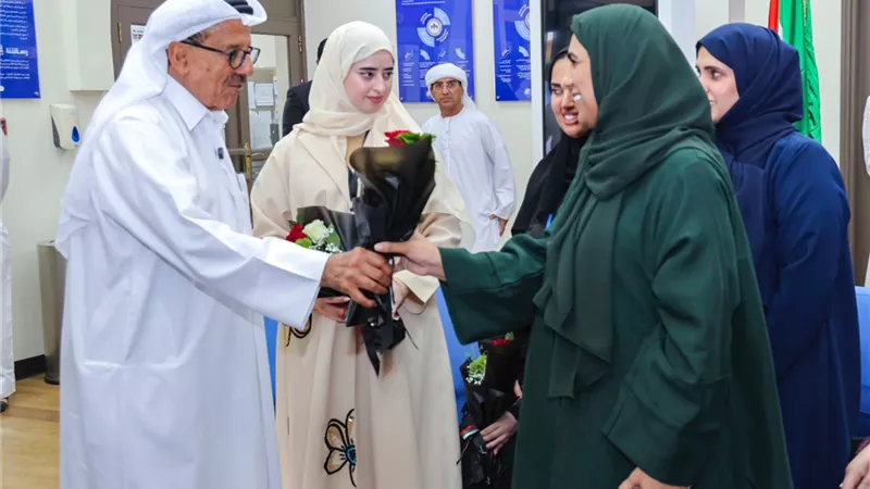 خلف الحبتور يحتفل بالمرأة الإماراتية في يومها الوطني