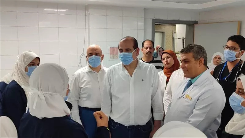 نائب وزير الصحة يتفقد منشآت طبية بالقليوبية.. وإحالة إدارة مستشفى للتحقيق