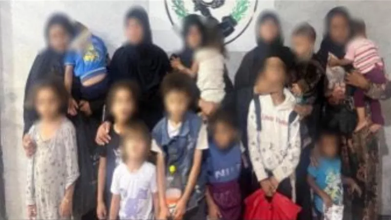 القبض على 18متهما وبصحبتهم 21 طفلا يستغلوهم فى أعمال التسول بالشيخ زايد 