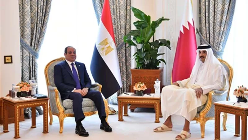 بعد تفعيل الاتفاقية.. هذا ما جرى بين الرئيس السيسي وأمير قطر في إبريل الماضي 