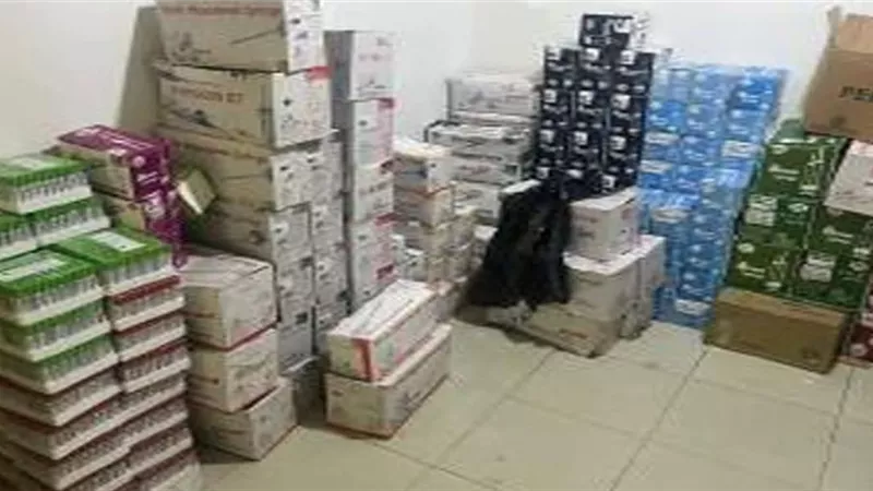 ضبط 2 مليون قطعة مستلزمات طبية مجهولة المصدر داخل مخزن بالسيدة زينب