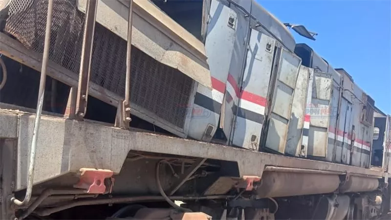 السكة الحديد توقف قائد قطار مطروح ومساعده عن العمل بعد حادث اصطدام بمحطة المكس