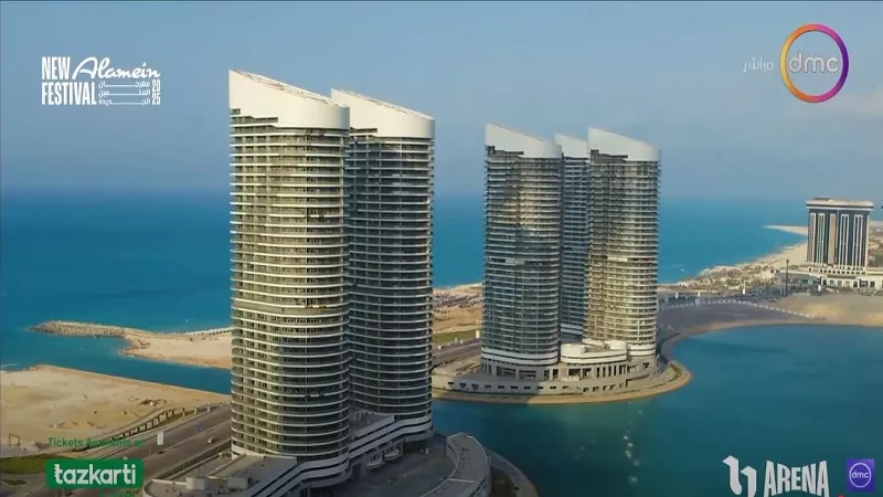 العلمين الجديدة تتألق بأنشطة ترفيهية وحفلات غنائية كبرى وتجذب آلاف الزوار