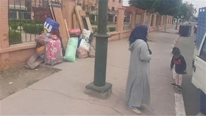 ما حكم طرد الزوج لزوجته من البيت؟ توضيح هام من العلماء