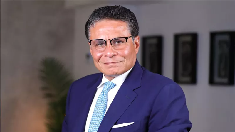 طاهر الخولى: أرفض طرد الناس من بيوتهم وزيادة القيمة الإيجارية مقبول
