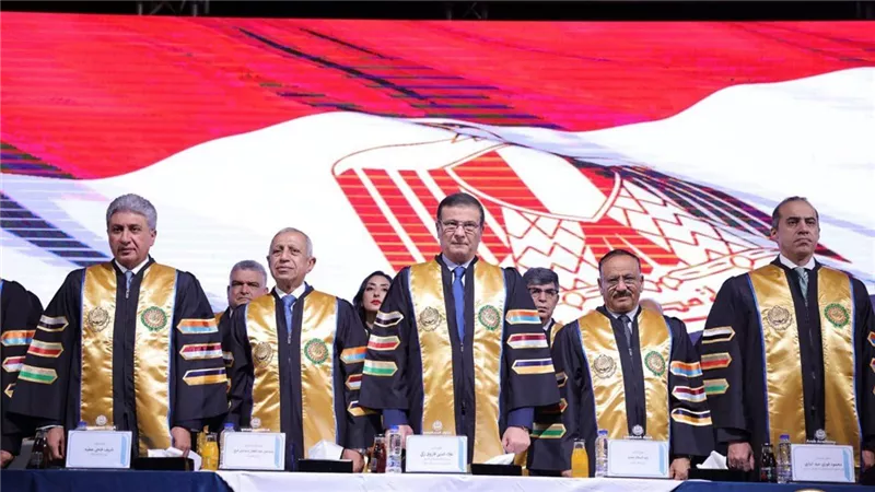 المستشار محمود فوزي يحضر حفل تخرج دفعة جديدة من خريجي “أكاديمية النقل البحري”