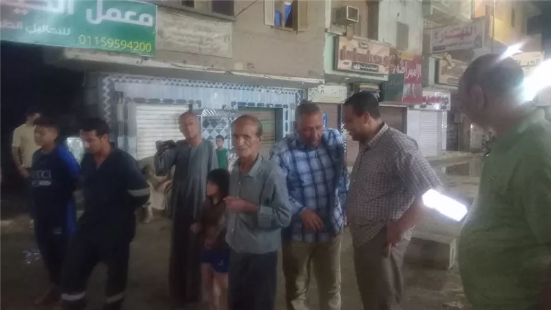 كسر بخط المياه ٤ بوصة في مركز ابوتشت بقنا وجاري العمل علي الاصلاح