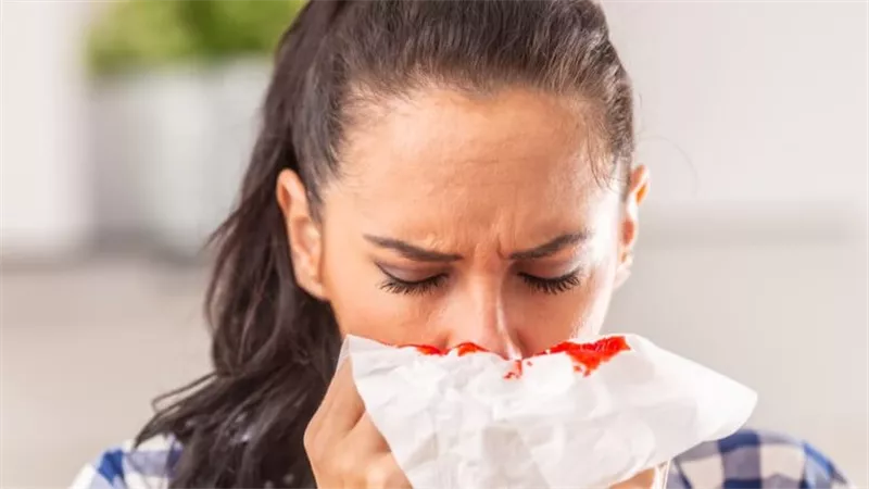 نزيف الأنف أسبابه الشائعة والخطيرة وطرق العلاج والوقاية 
