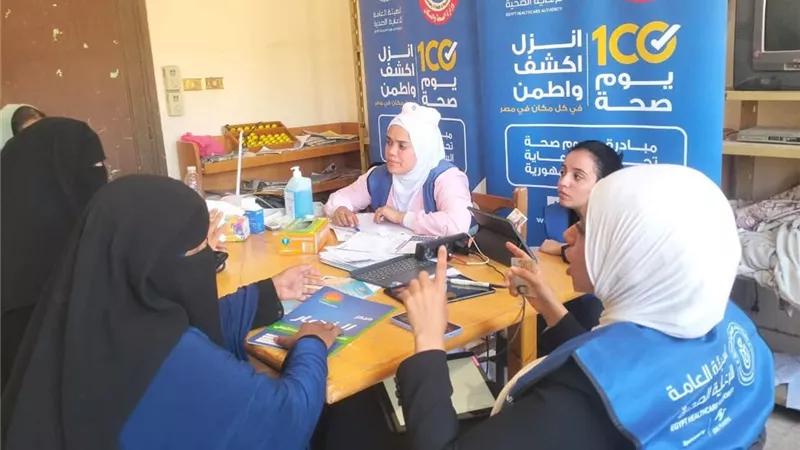 قافلة «أنت الحياة» للكشف المبكر عن الأورام السرطانية تواصل فعالياتها بالسويس