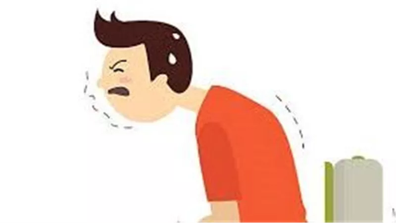 إذا كنت تعاني من الإمساك تعرف على  أسبابه وأعراضه ومتى يجب استشارة الطبيب؟