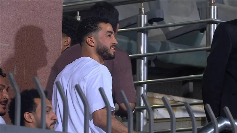 مغلق مؤقتا.. هل يعود محمد عبد المنعم لإنهاء أزمة الأهلي الدفاعية؟