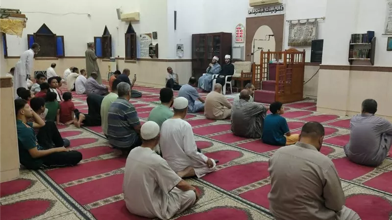 لنشر الفكر الوسطي.. عقد مجالس الإفتاء بمديرية أوقاف السويس