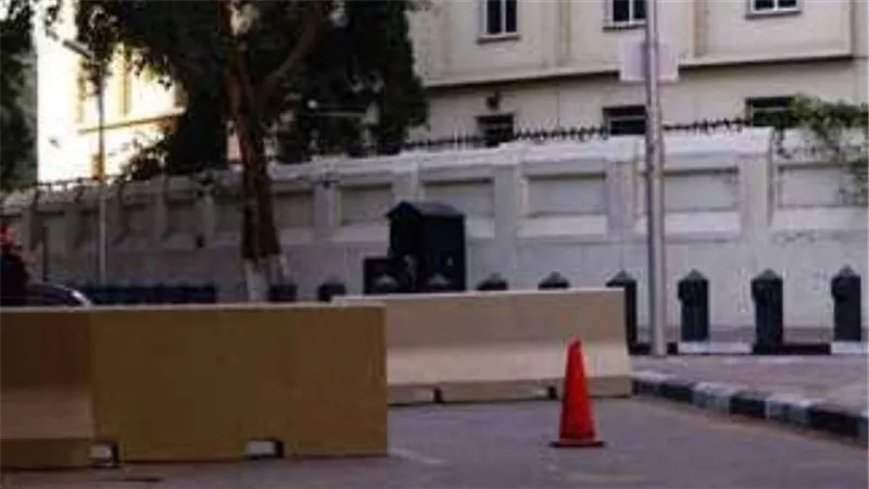 أحمد موسى: فتح شوارع السفارة البريطانية بجاردن سيتي استجابة لمطلب شعبي